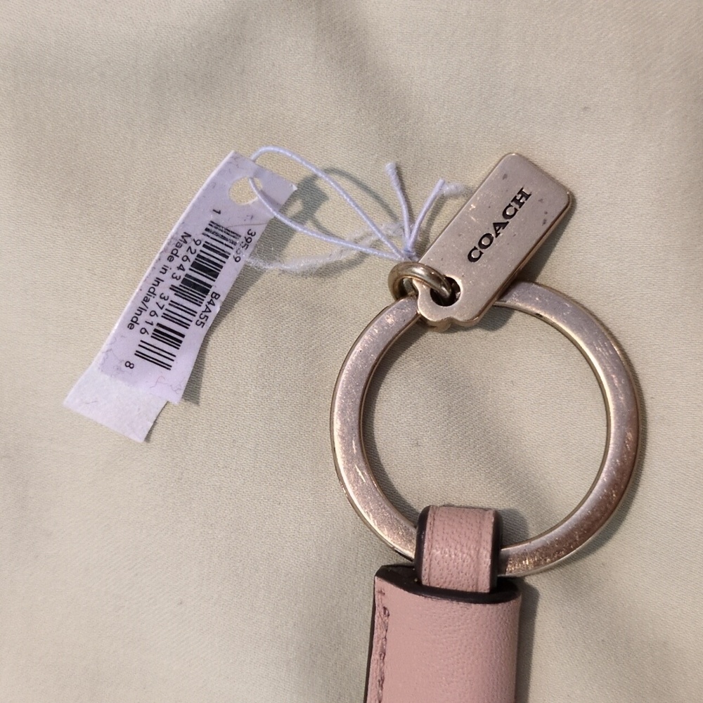Coach Key Loop - Picture 2 of 7